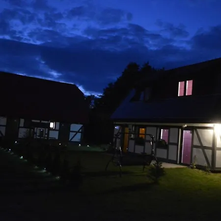 Maly Bialy Jezyczki Apartamento Darlowo